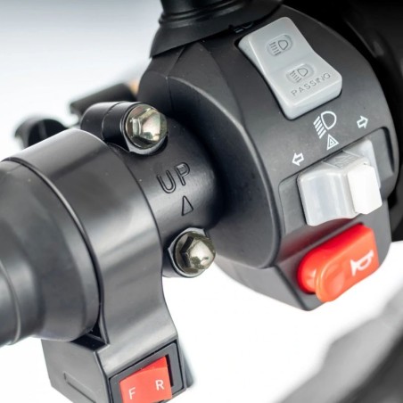 Scooter Eléctrico de 4 Ruedas Faster Veleco