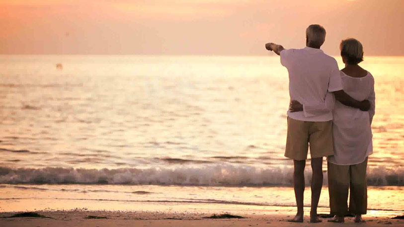 Precauciones en la playa para nuestros mayores