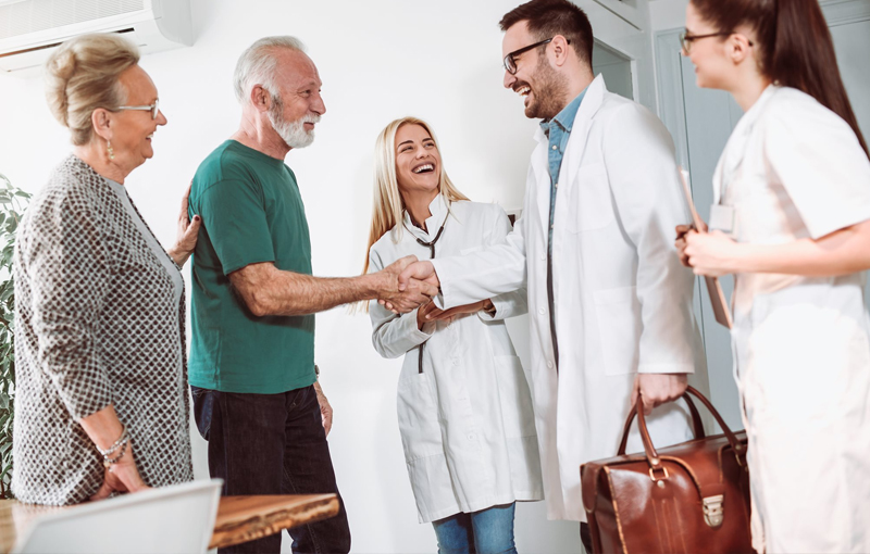 Maletines médicos. Uno para cada profesional.