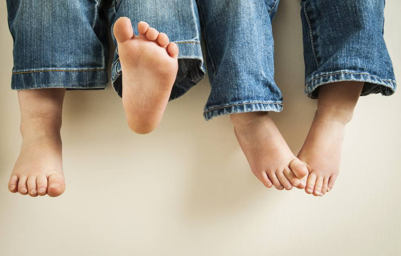 Desviarse Hacia abajo Órgano digestivo 5 Tips para escoger el calzado ortopédico para niños con pies planos - Blog  de Ortopedia Mimas