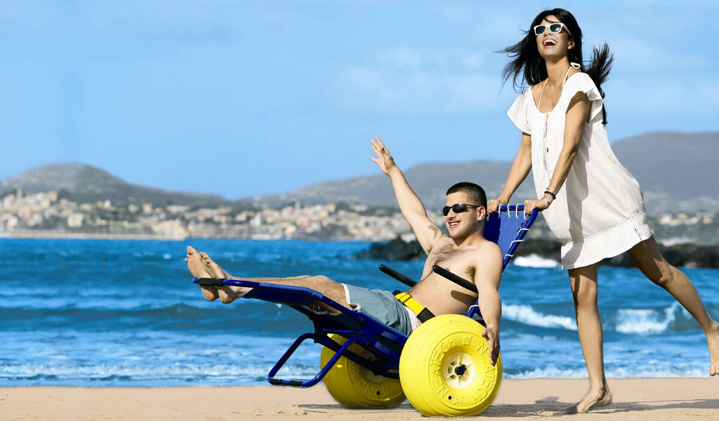 Sillas de ruedas anfibias para disfrutar del verano en 2025
