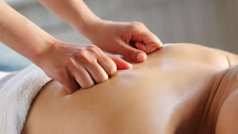 El toque terapéutico: cómo el gel de masajes eleva los beneficios