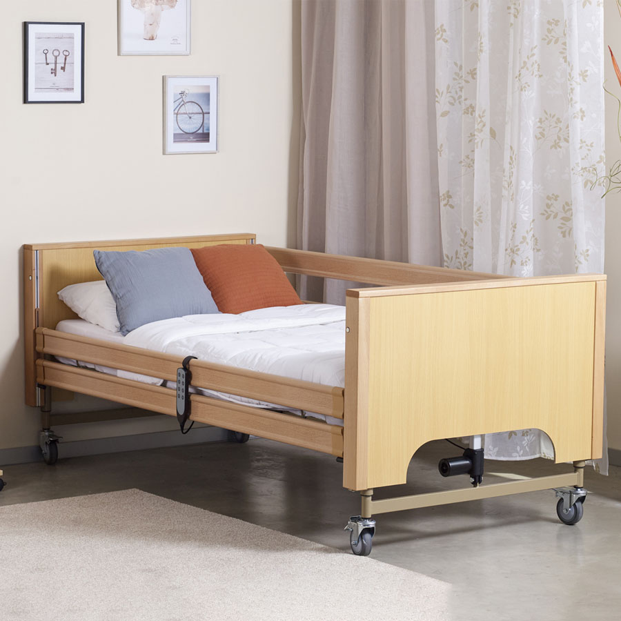 Cama articulada eléctrica ANTARES con altura regulable y barandillas de aluminio