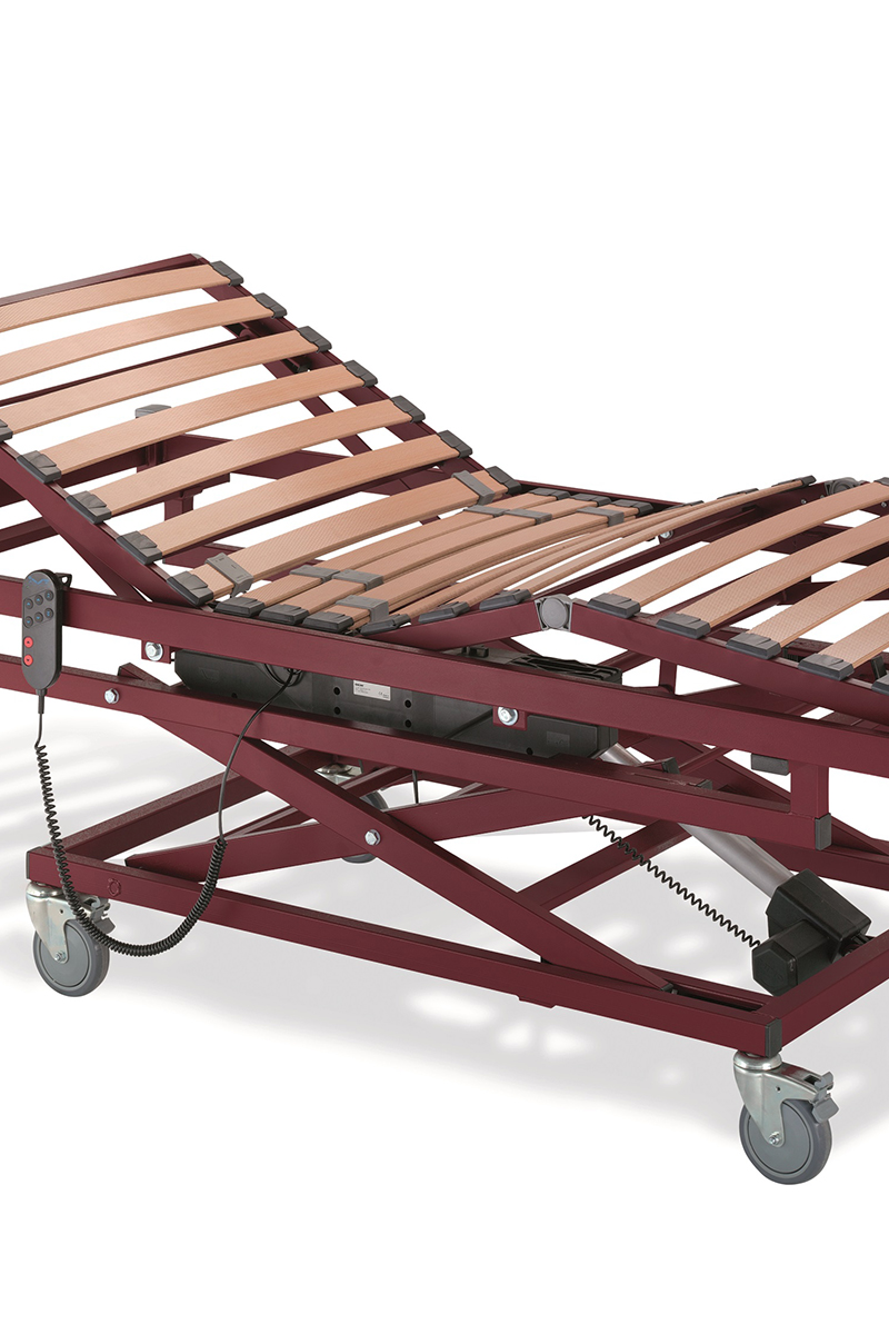 Vista lateral Cama Eléctrica con Carro Elevador Recom Plus Vista lateral Cama Eléctrica con Carro Elevador Recom Plus