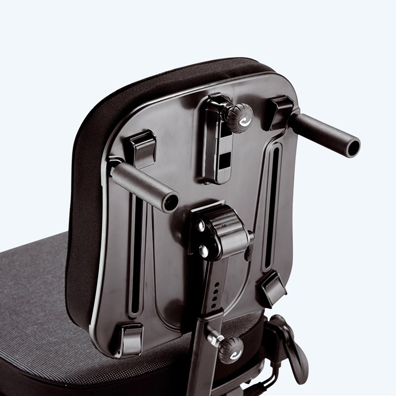 Las manillas de Helper Silla Activa Infantil Wombat Living Las manillas de Helper Silla Activa Infantil Wombat Living