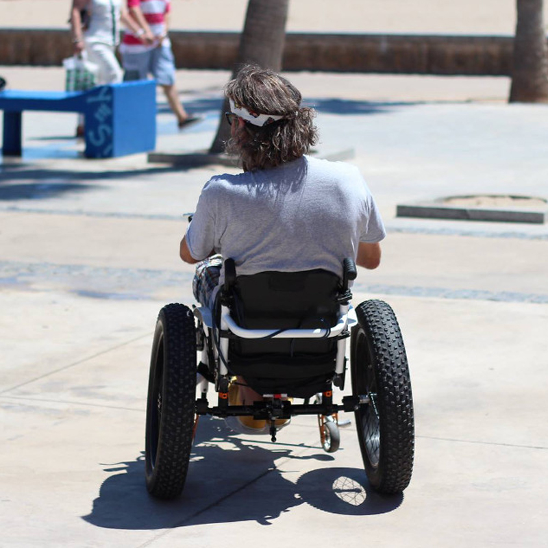 Ruedas todoterreno para sillas de ruedas