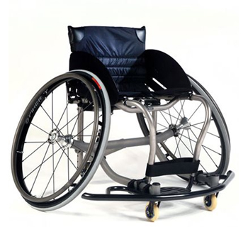 Silla deportiva para la práctica del baloncesto, con armazón de aluminio