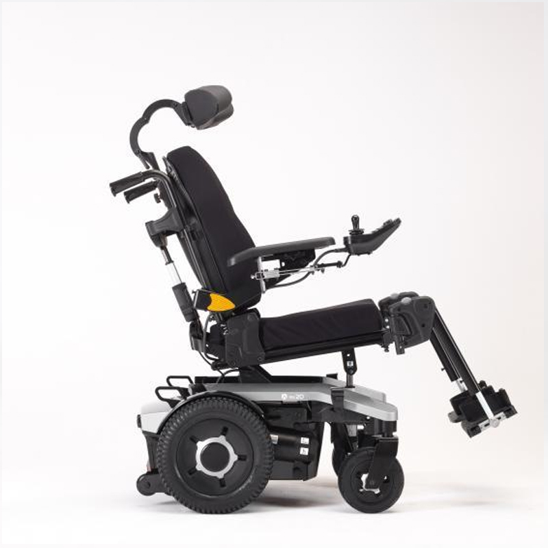 Invacare Aviva Silla de ruedas tracción trasera