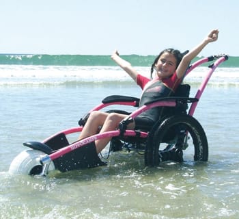 Silla de ruedas para la playa y montaña